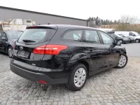 Gebraucht Ford Focus Ambiente 101 PS (74 kW) 2016 Schwarz Kombi