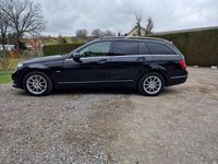 Gebraucht Mercedes 220 170 PS (125 kW) 2011 Schwarz Kombi