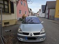 Gebraucht Renault Clio II 107 PS (78 kW) 2002 Silber Kleinwagen