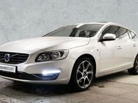 Gebraucht Volvo V60 Business Edition 150 PS (110 kW) 2016 Silber Kombi