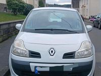 Second-hand Renault Modus 75 CP (55 kW) 2012 Alb Monovolum