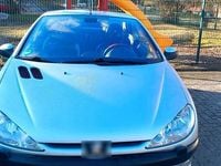 Gebraucht Peugeot 206 CC 110 PS (80 kW) 2002 Silber Cabrio