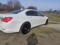Gebraucht BMW 730 245 PS (180 kW) 2011 Weiß Limousine