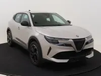 Gebraucht Alfa Romeo Junior 114 kW (156 PS) 2025 Beige (avorio galleria) SUV