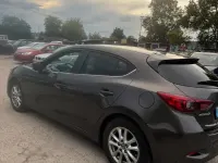 Używany Mazda 3 120 KM (88 kW) 2017 Szary Sedan/Limuzyna