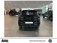 Neu Alfa Romeo Junior Ti 136 PS (100 kW) 2026 Schwarz SUV