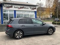 Gebraucht VW Golf VIII Move 150 PS (110 kW) 2024 Grau Limousine