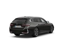 Gebraucht BMW 520 Performance 197 PS (144 kW) 2025 Grau Kombi