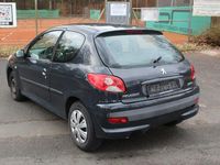 Gebraucht Peugeot 206+ Basis 75 PS (55 kW) 2009 Schwarz Kleinwagen