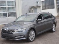 Gebraucht Skoda Superb Style 200 PS (147 kW) 2022 Silber Kombi