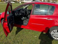 Gebraucht Renault Clio II Expression 75 PS (55 kW) 2009 Rot Limousine