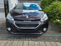 Gebraucht Peugeot 208 110 PS (80 kW) 2015 Violet Kleinwagen