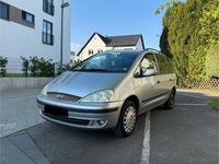 Second-hand Ford Galaxy 116 CP (85 kW) 2004 Gri Monovolum