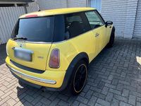 Gebraucht Mini Cooper 90 PS (66 kW) 2004 Gelb Kleinwagen