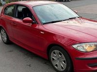 Gebraucht BMW 118 Lifestyle 143 PS (105 kW) 2009 Rot Kleinwagen