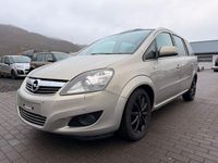 Gebraucht Opel Zafira Innovation 140 PS (102 kW) 2010 Grau Van / Kleinbus