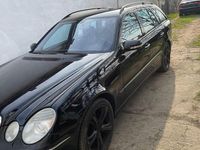 Gebraucht Mercedes E320 224 PS (164 kW) 2007 Schwarz Kombi