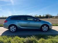 Gebraucht Opel Astra Design Edition 120 PS (88 kW) 2012 Grau Kombi