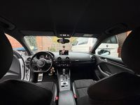 Gebraucht Audi S3 Design 300 PS (220 kW) 2015 Weiß Limousine