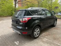 Używany Ford Kuga Cool & Connect 120 KM (88 kW) 2017 Czarny SUV