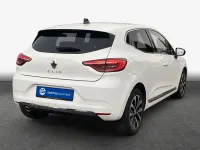 Gebraucht Renault Clio V Techno 140 PS (102 kW) 2023 Arktisweiß Limousine
