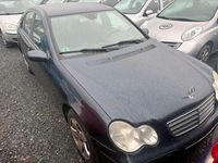 Gebraucht Mercedes C200 122 PS (89 kW) 2006 Smaragdschwarz  metalliclack Limousine