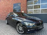 Gebraucht BMW 320 Performance 190 PS (139 kW) 2018 Schwarz Limousine