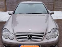 Gebraucht Mercedes C180 143 PS (105 kW) 2006 Grau Coupé