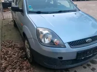 Gebraucht Ford Fiesta 65 PS (47 kW) 2007 Blau Kleinwagen