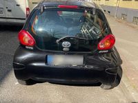 Gebraucht Toyota Aygo 68 PS (50 kW) 2006 Schwarz Kleinwagen