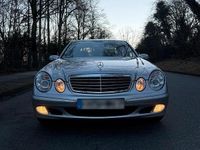 Gebraucht Mercedes E200 163 PS (119 kW) 2004 Silber Limousine