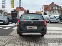 Gebraucht Dacia Logan MCV Celebration 90 PS (66 kW) 2017 Islandgrau (grau) Kombi