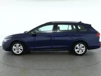 Gebraucht VW Golf VIII Life 110 PS (80 kW) 2024 Blau Kombi