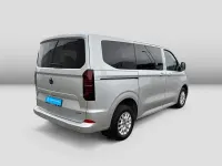 Gebraucht VW Caravelle Life 150 PS (110 kW) 2025 Grau Van