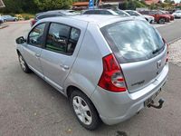 Gebraucht Dacia Sandero 75 PS (55 kW) 2009 Silber Kleinwagen