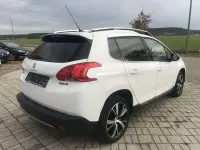 Gebraucht Peugeot 2008 Allure 120 PS (88 kW) 2015 Weiß SUV