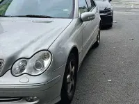 Gebraucht Mercedes C200 163 PS (119 kW) 2004 Silber Limousine