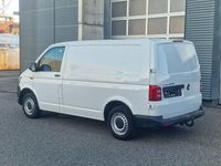 Gebraucht VW Transporter 150 PS (110 kW) 2019 Candyweiß Van
