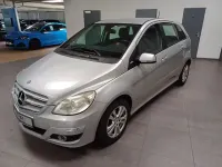 Gebraucht Mercedes B160 95 PS (69 kW) 2009 Silber Van / Kleinbus