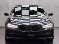 Gebraucht BMW 730 Sport Line 265 PS (194 kW) 2017 Grau Limousine