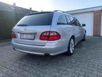 Gebraucht Mercedes E280 Avantgarde 231 PS (169 kW) 2007 Silber Kombi