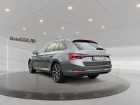 Gebraucht Skoda Superb Style 150 PS (110 kW) 2024 Graphite grau Kombi