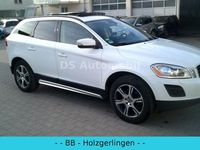 Gebraucht Volvo XC60 Summum 205 PS (150 kW) 2011 Weiß SUV
