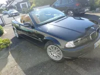 Gebraucht BMW 320 Cabriolet Performance 170 PS (125 kW) 2001 Schwarz Cabrio