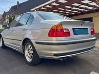 Gebraucht BMW 325 192 PS (141 kW) 2001 Silber Limousine