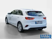 Gebraucht Kia Ceed Vision 140 PS (102 kW) 2025 Cararraweiß Kleinwagen