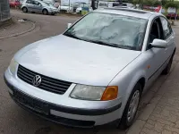Gebraucht VW Passat 125 PS (91 kW) 1997 Silber Limousine
