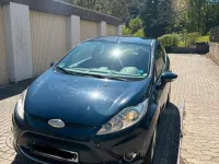 Gebraucht Ford Fiesta 96 PS (70 kW) 2010 Blau Kleinwagen