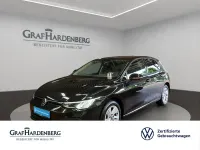 Gebraucht VW Golf VIII Life 150 PS (110 kW) 2021 Schwarz Limousine