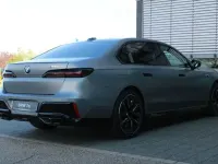 Neu BMW M760e Performance 571 PS (419 kW) 2026 Limousine